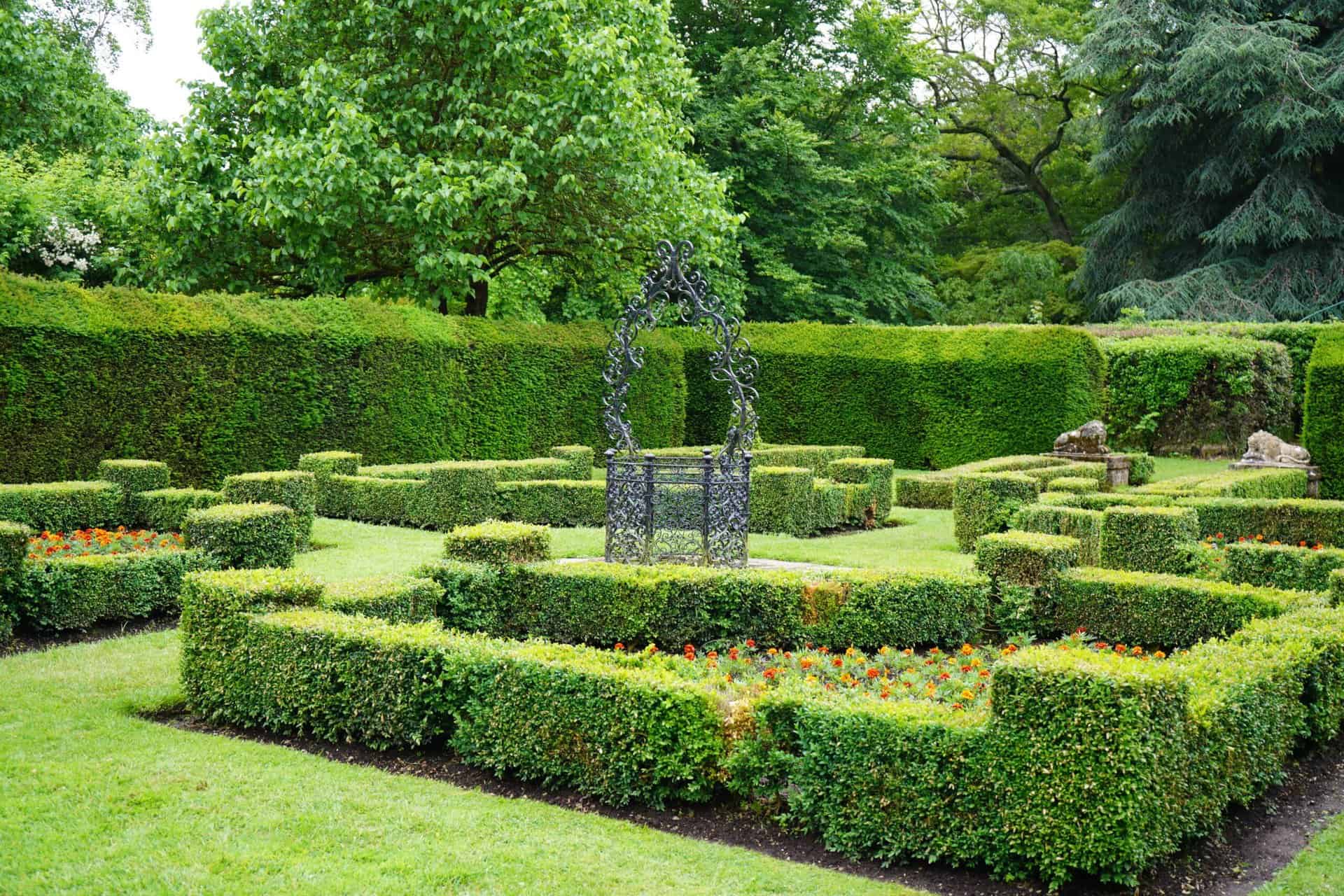 17th Century Garden scaled